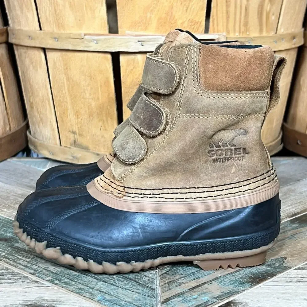 Sorel Cheyanne II Strap Leather Hook & Loop Winter Waterproof Boots Boys Size 11